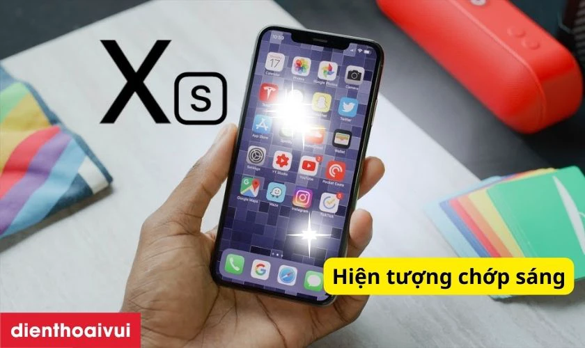 Hiện tượng chớp sáng, mờ đi là nguyên nhân màn hình iPhone cần thay