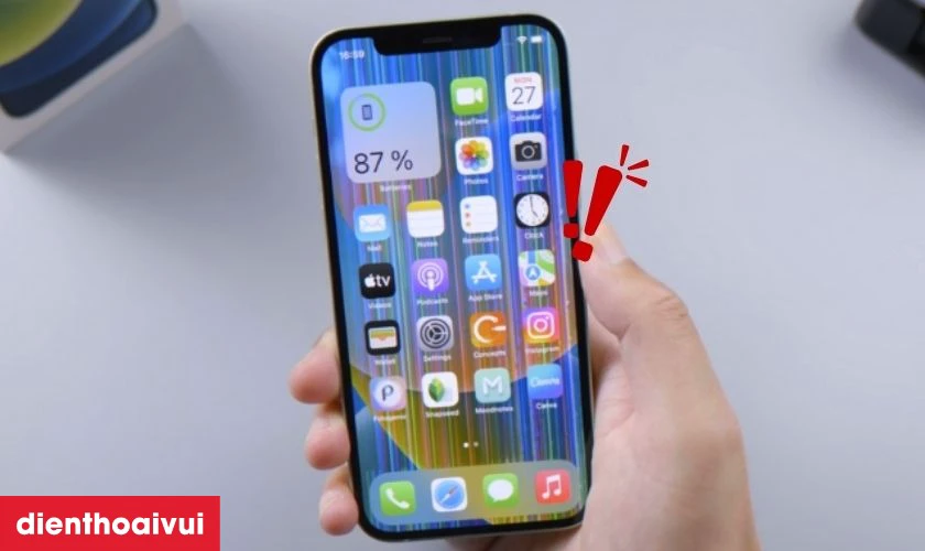 iPhone 11 bị sọc nhiễu, sọc màu là dấu hiệu cần thay màn hình mới cần lưu ý